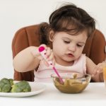 Diet for intestinal diseases in children