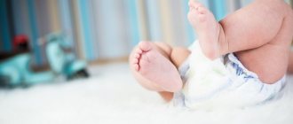 green stool in a newborn2.jpg